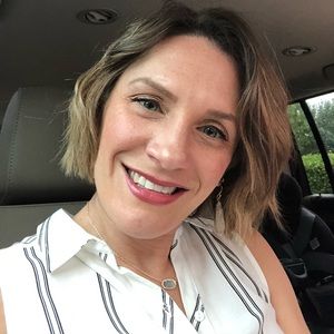 Meet your Posher, Jillian